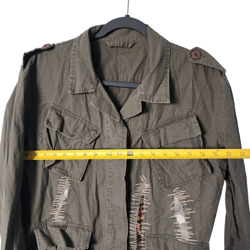 Military-Inspired Size Medium Distressed Cargo Utility Jacket - Picture 5 of 6